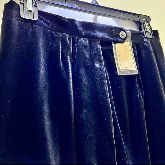nordstrom WOMEN'S TAILORED CLOTHING Vintage Velvet Skirt Size 10 : Box TOY01: - Picture 6 of 10